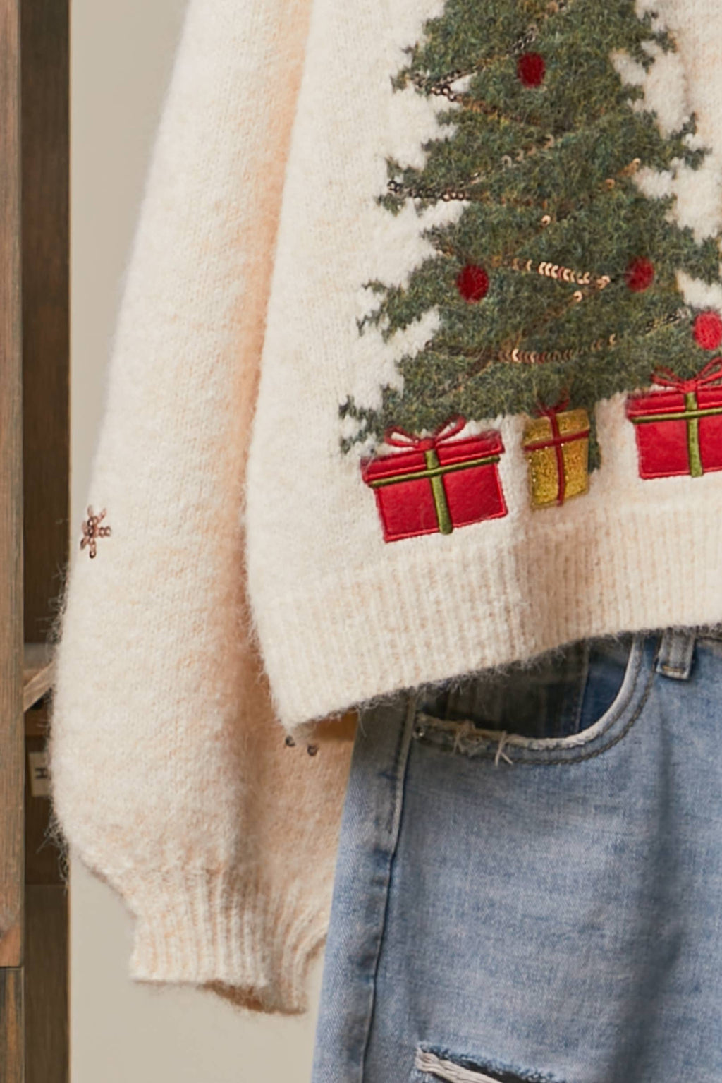 Christmas Tree Embroidered Soft Cardigan