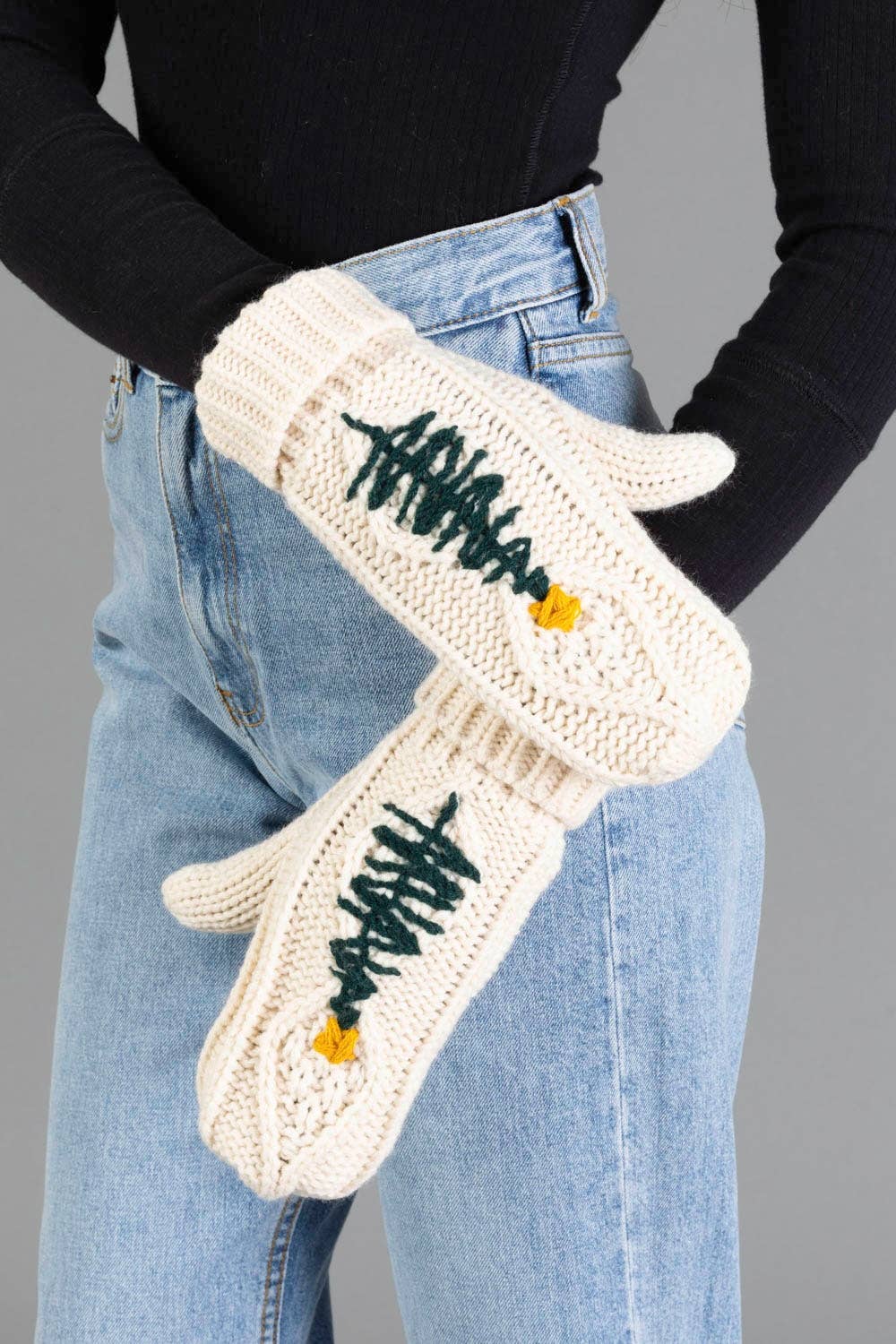 Embroidered Christmas Tree Cable Knit Mittens